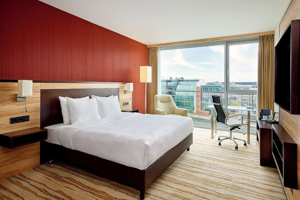 undefined Courtyard by Marriott Düsseldorf Hafen