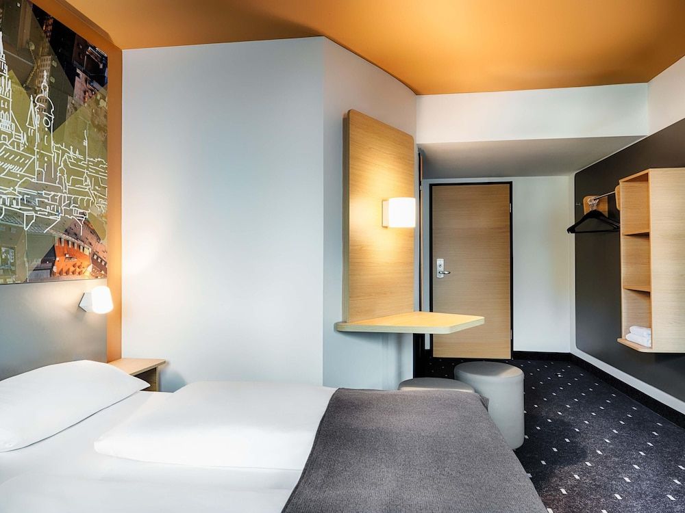 undefined B&B Hotel München-Hbf 8