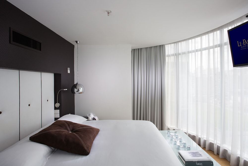 Business Suite, 1 King Bed