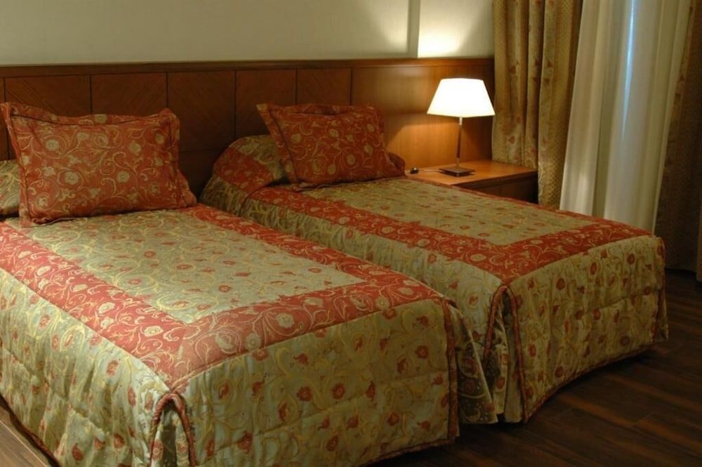 undefined Kings Suite Hotel 8