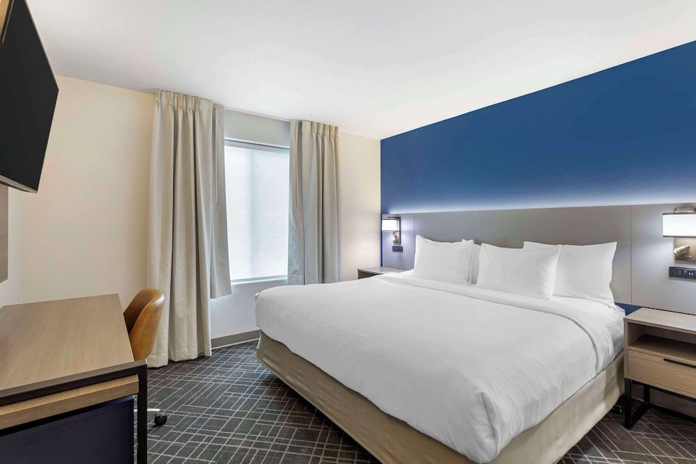 Suite, Multiple Beds, Non Smoking (Efficiency, Upgrade)