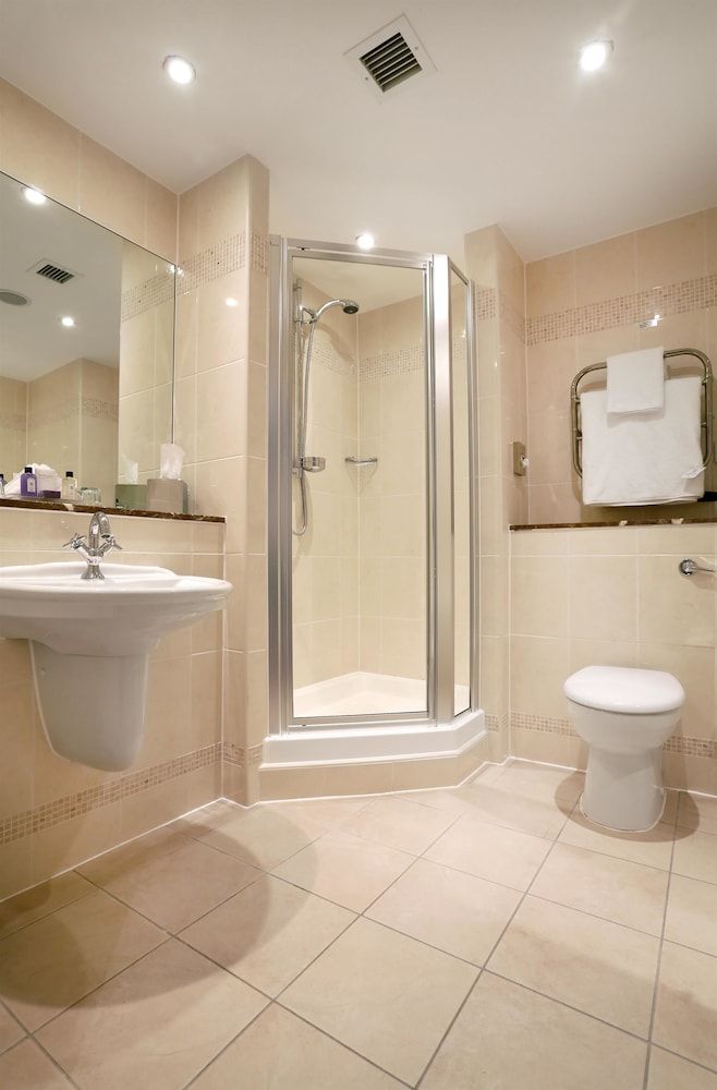 Macdonald Portal Hotel, Golf and Spa Room, 1 King Bed, Accessible (Accessible King) 3