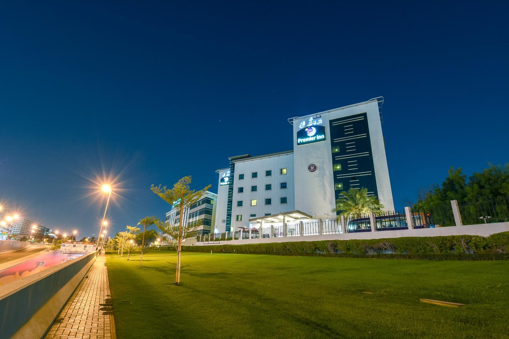 undefined Premier Inn Dubai International Airport 4