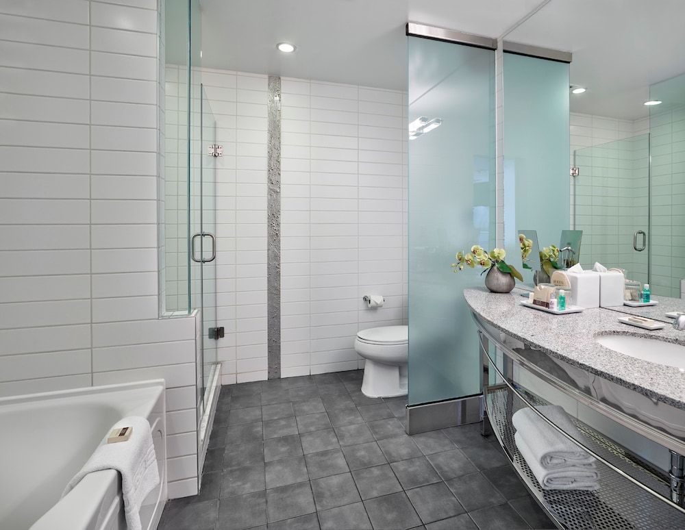 Matrix Hotel Platinum Suite, 1 Bedroom 2