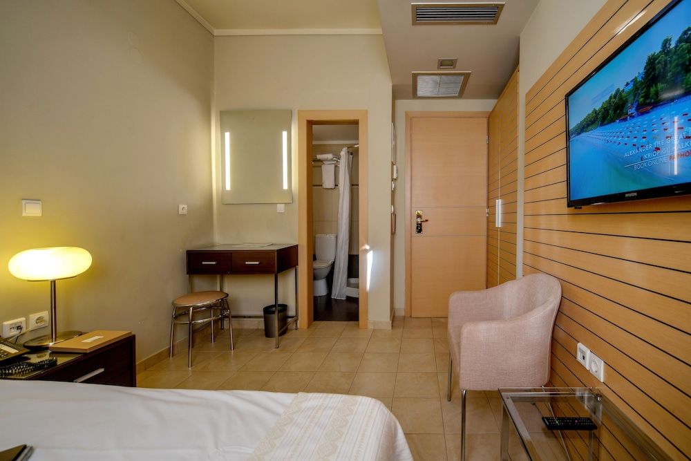 Astoria Hotel Basic Double Room (Budget) 9