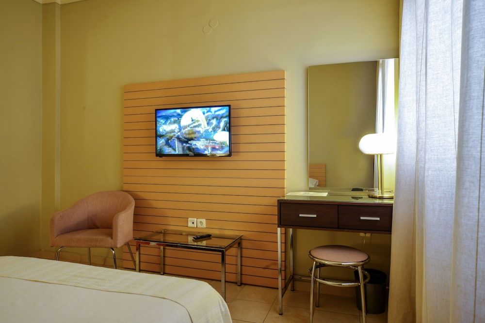 Astoria Hotel Basic Double Room (Budget) 14