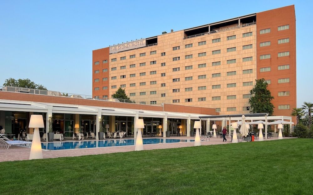 undefined The Sydney Hotel 7