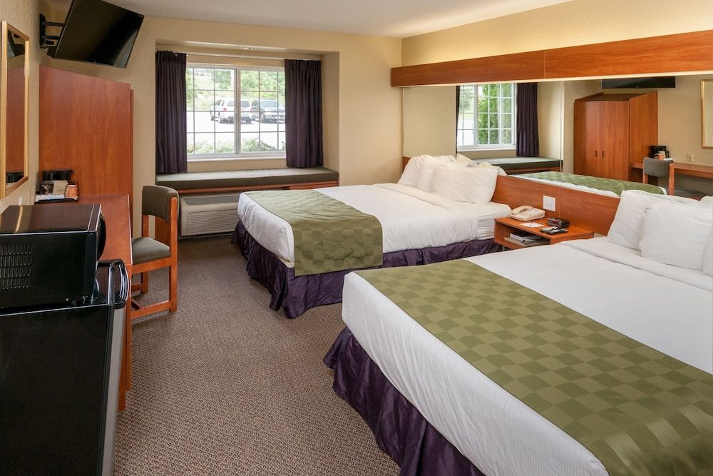 Standard Room, 2 Queen Beds