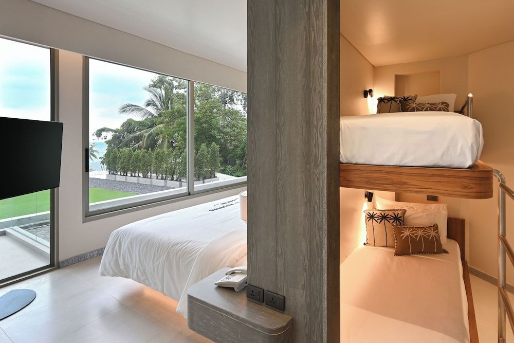 Lofty Suite Ocean View