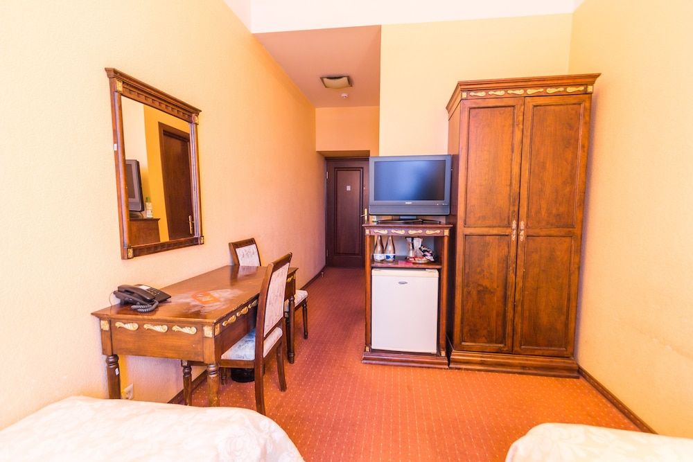 undefined Garden Palace Hotel 4