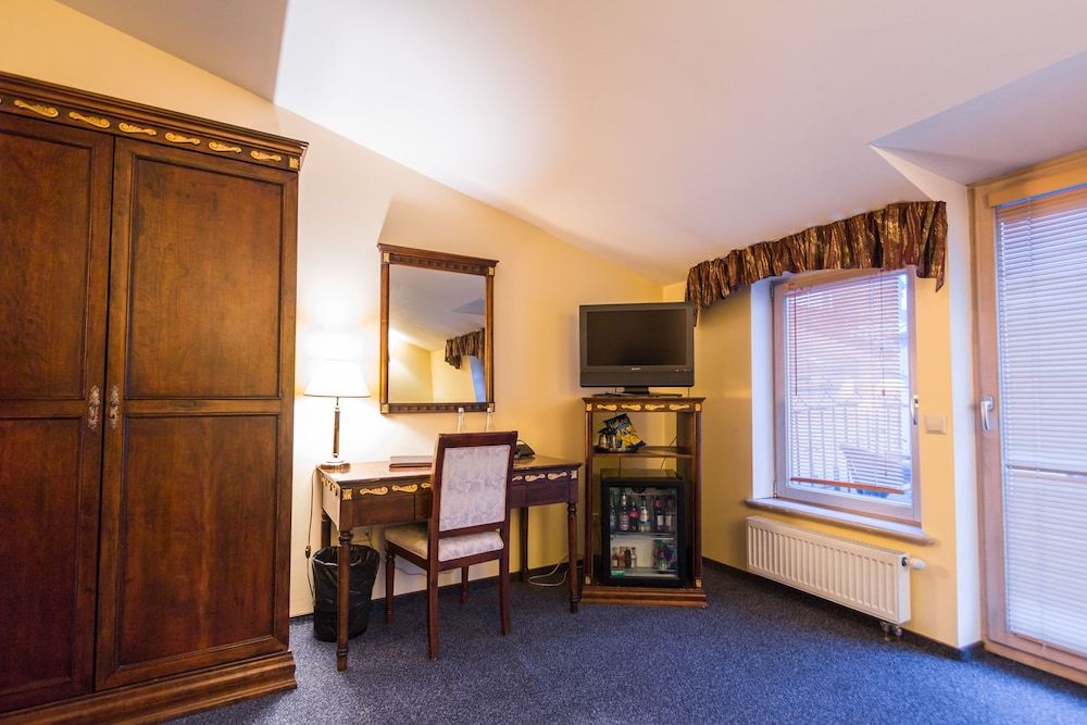 Garden Palace Hotel Superior Double Room 8