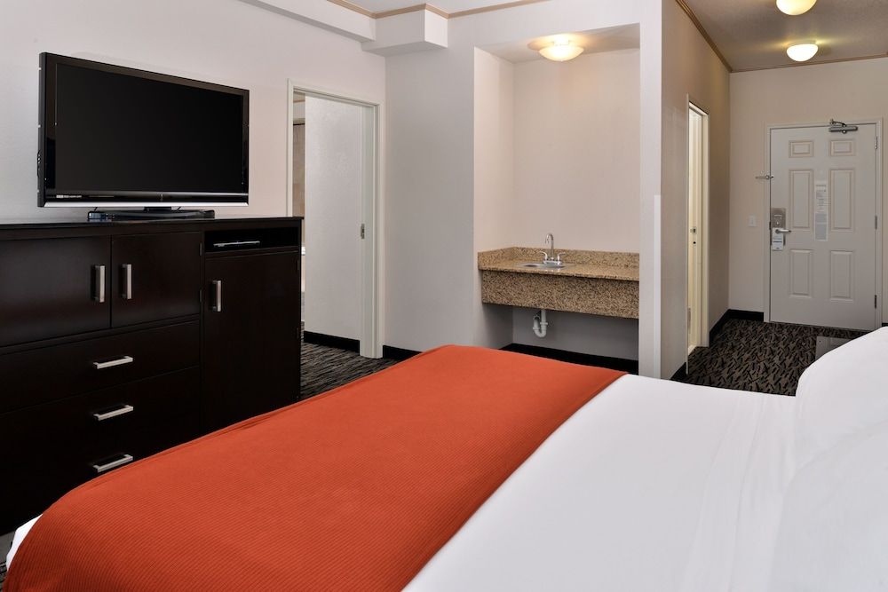 Suite, 1 Bedroom, Jetted Tub