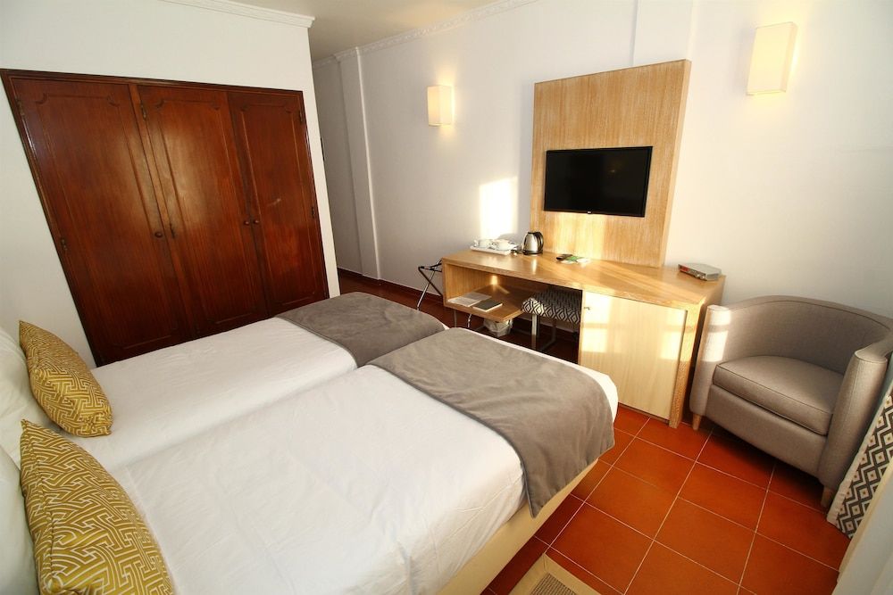 Best Western Hotel Dom Bernardo Standard Room, 2 Twin Beds, Non Smoking 4
