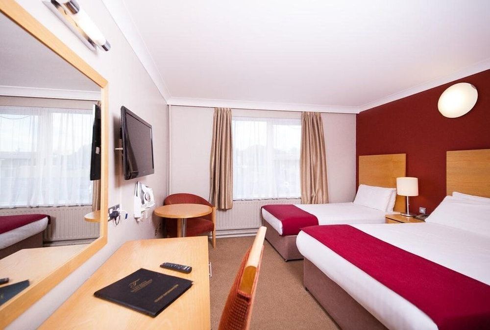 Treacy's West County Conference & Leisure Centre Standard Twin Room