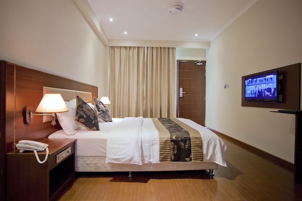 undefined Kaani Beach Hotel 7