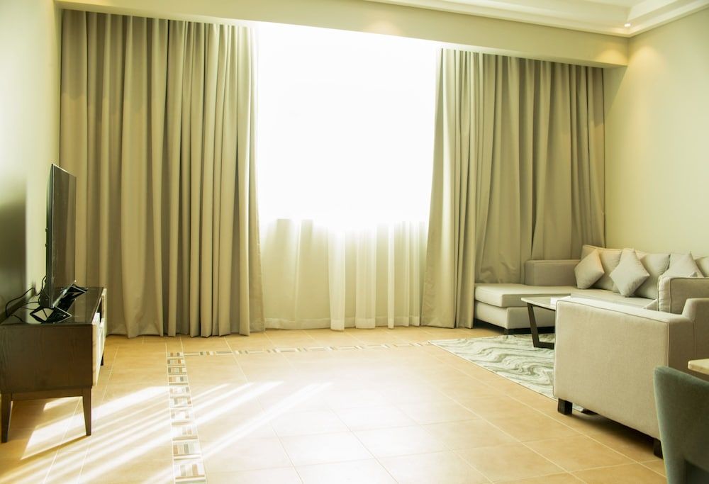 undefined Capital O 111 Infinity Suites 7