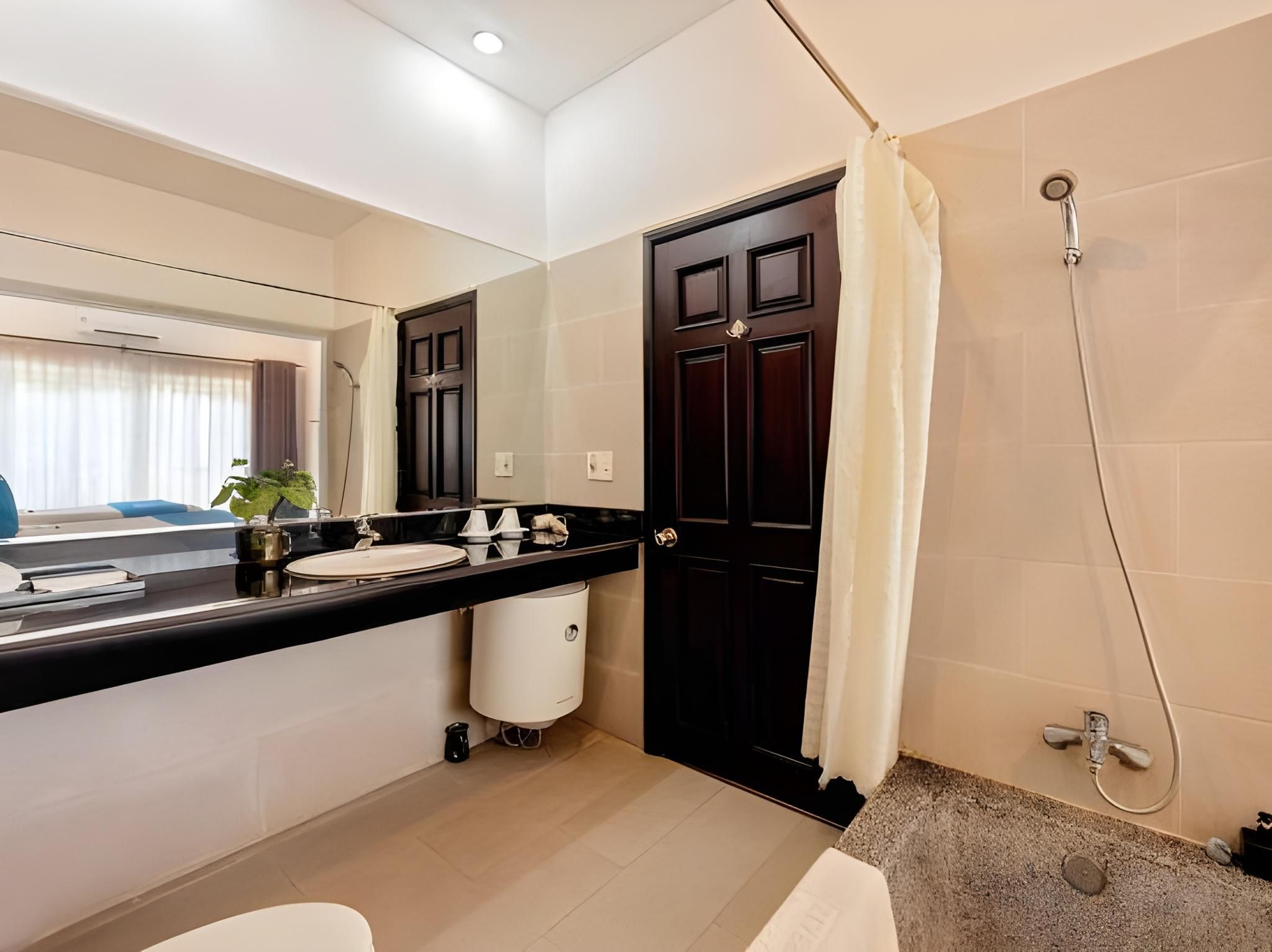 undefined River Beach Resort and Residences 8