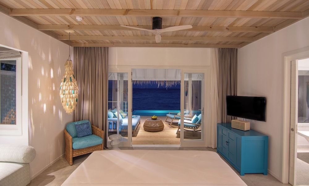 Ocean Pool Villa