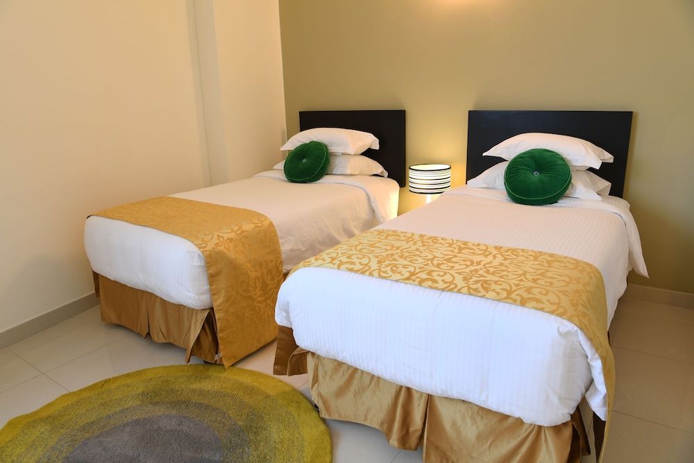 undefined Gulf Suites Hotel Amwaj 9