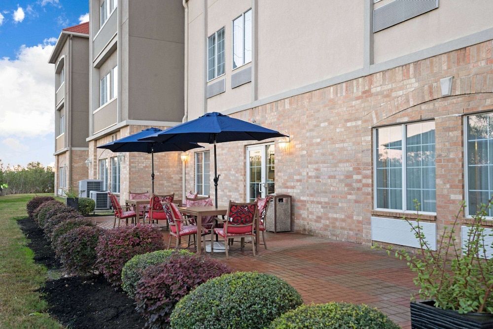 undefined Sonesta Essential Houston Westchase 3