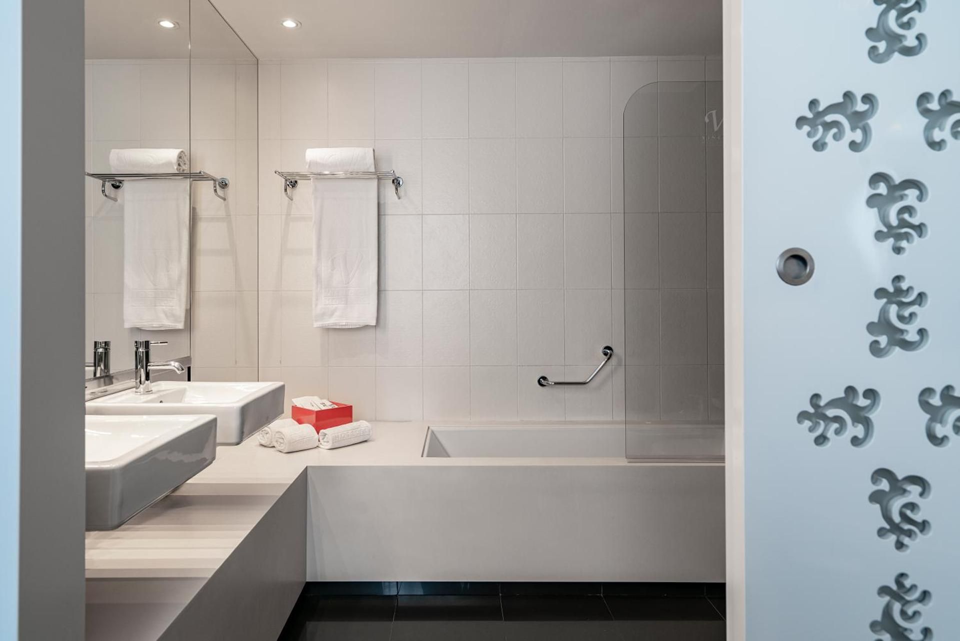 undefined Vincci Via 66 Hotel 4