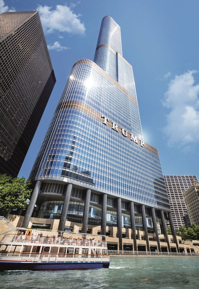 undefined Trump International Hotel & Tower Chicago 2