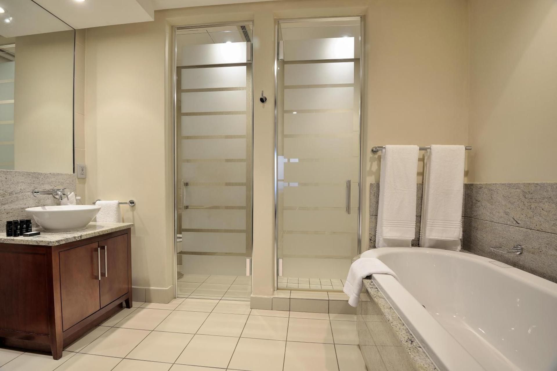 One-Bedroom Executive Suite 