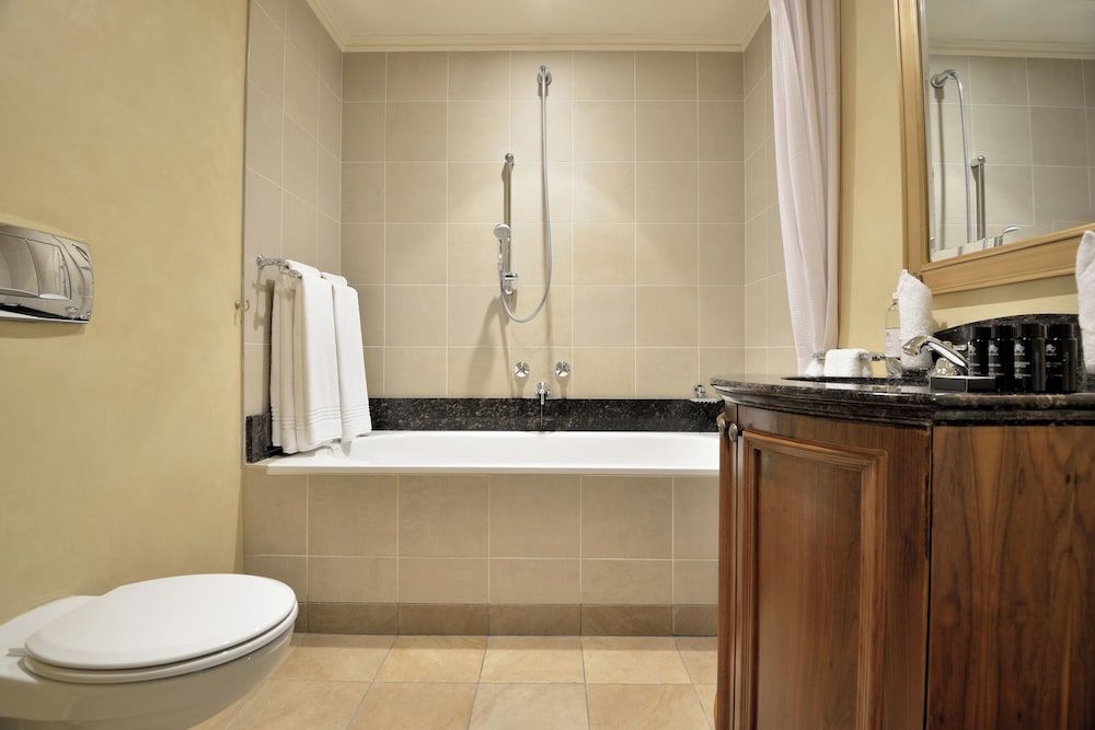 The Michelangelo Towers Luxury Suite, 2 Bedrooms 2