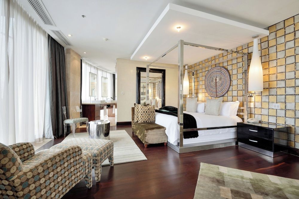 The Michelangelo Towers Superior Apartment