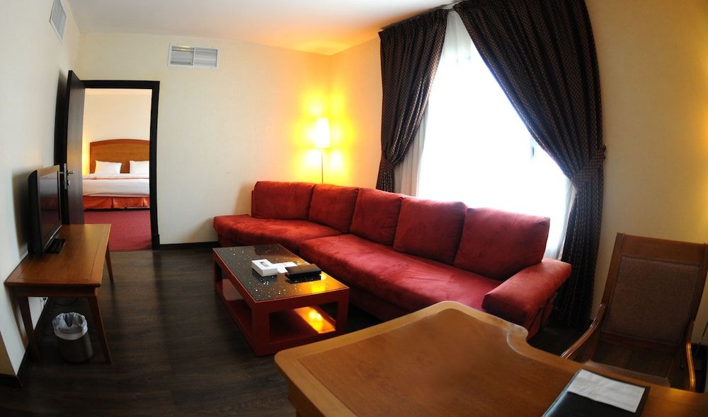Hala Hotel Alkhobar Family Suite, 2 Bedrooms 8