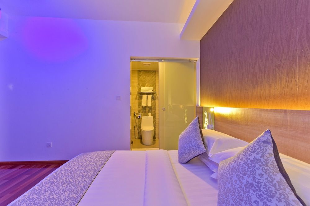 undefined Arena Beach Hotel 5