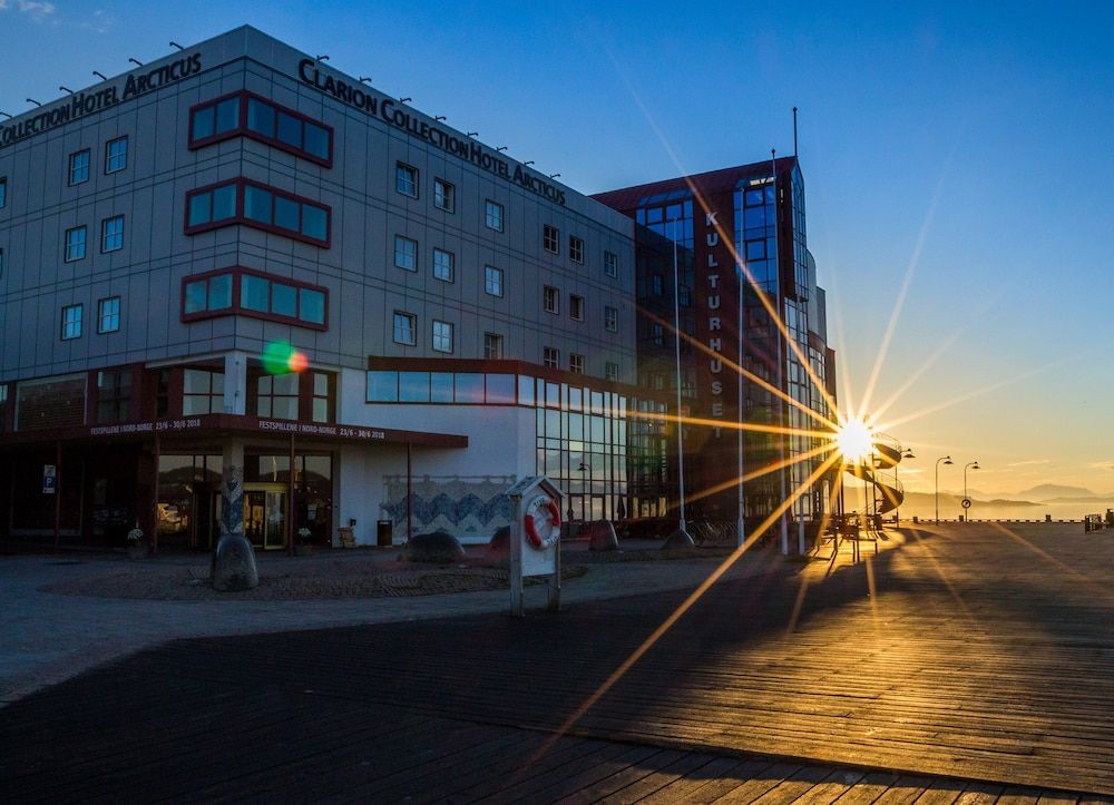 Home Hotel Arcticus