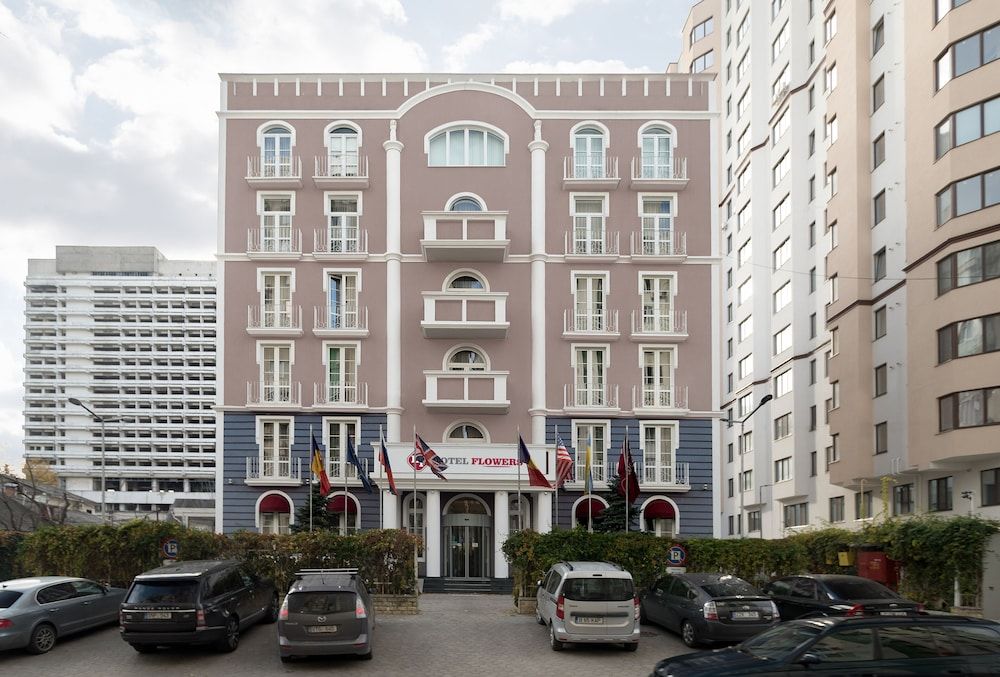 undefined Flowers Hotel 6
