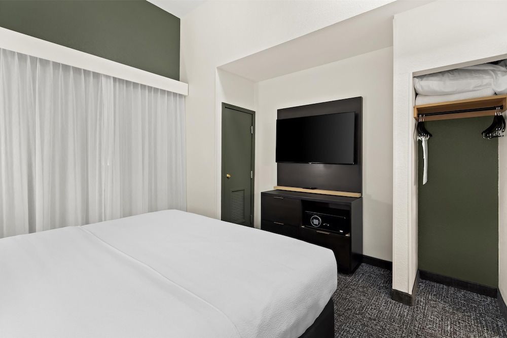 Suite, 1 King Bed