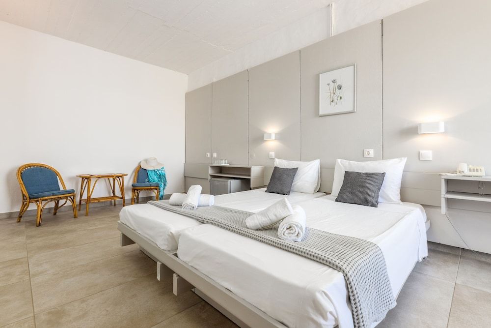 Family Room, Sea View