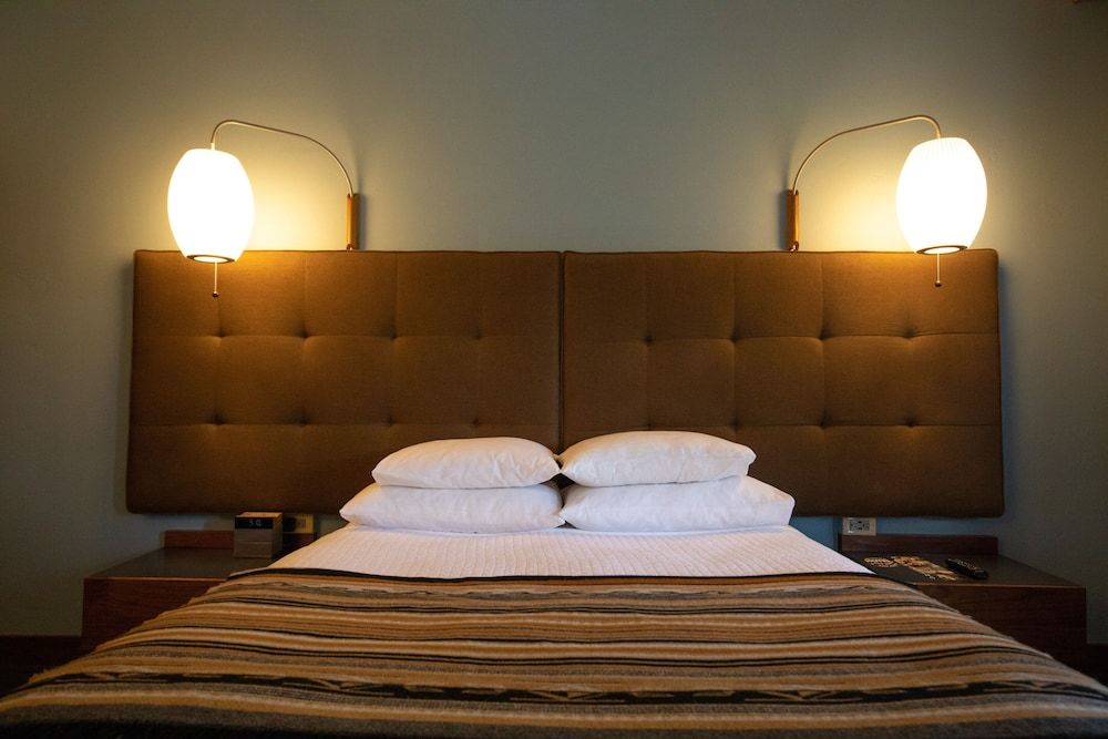 Modern Hotel Design Room, 1 Queen Bed