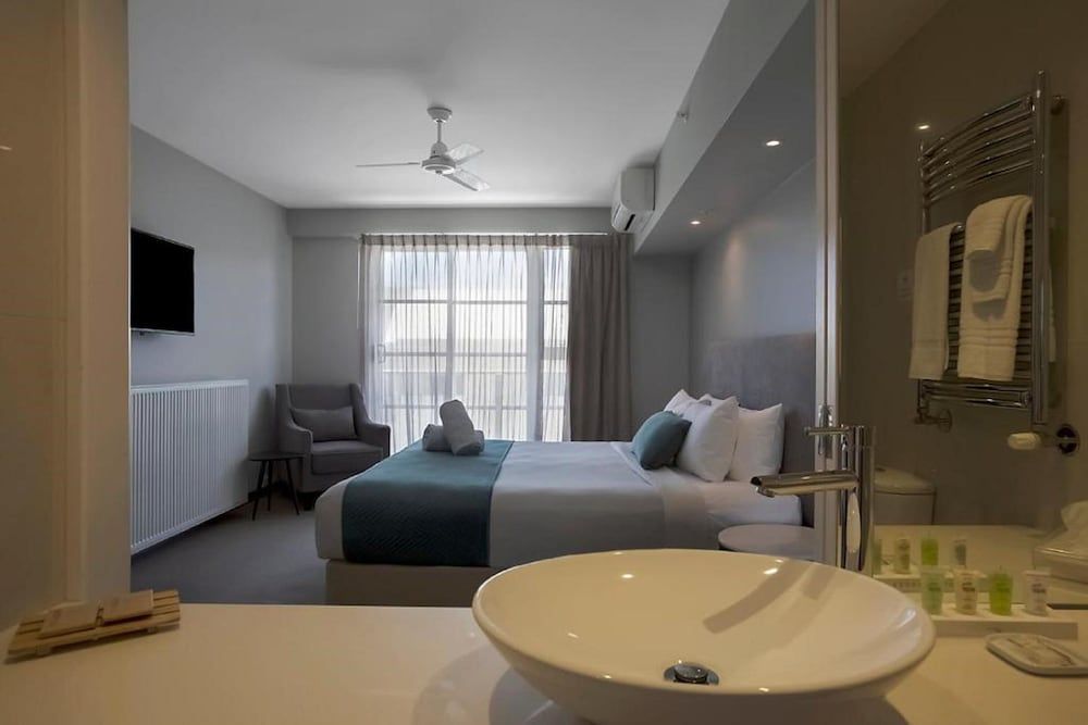 Premium Studio King Room