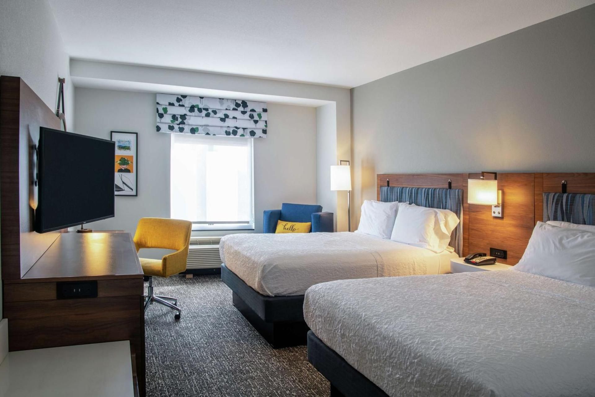 2 Queen Beds Nonsmoking