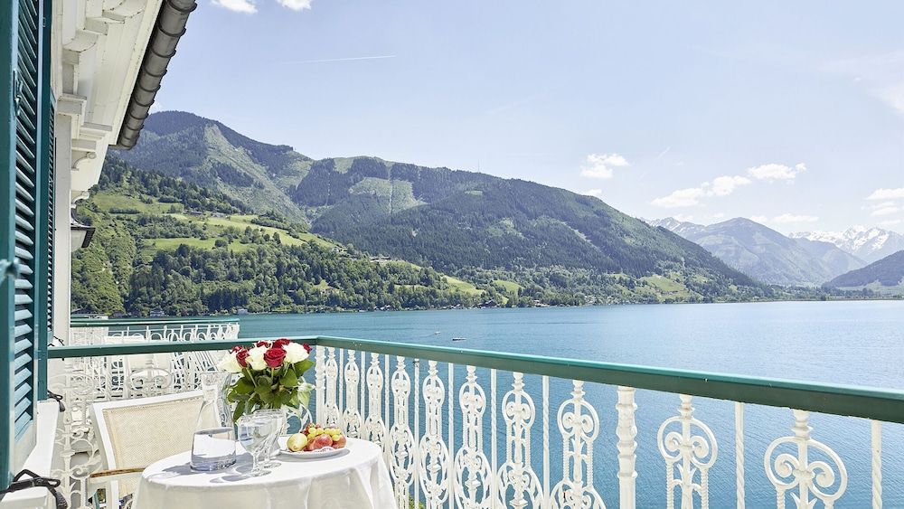 undefined Grand Hotel Zell Am See 2
