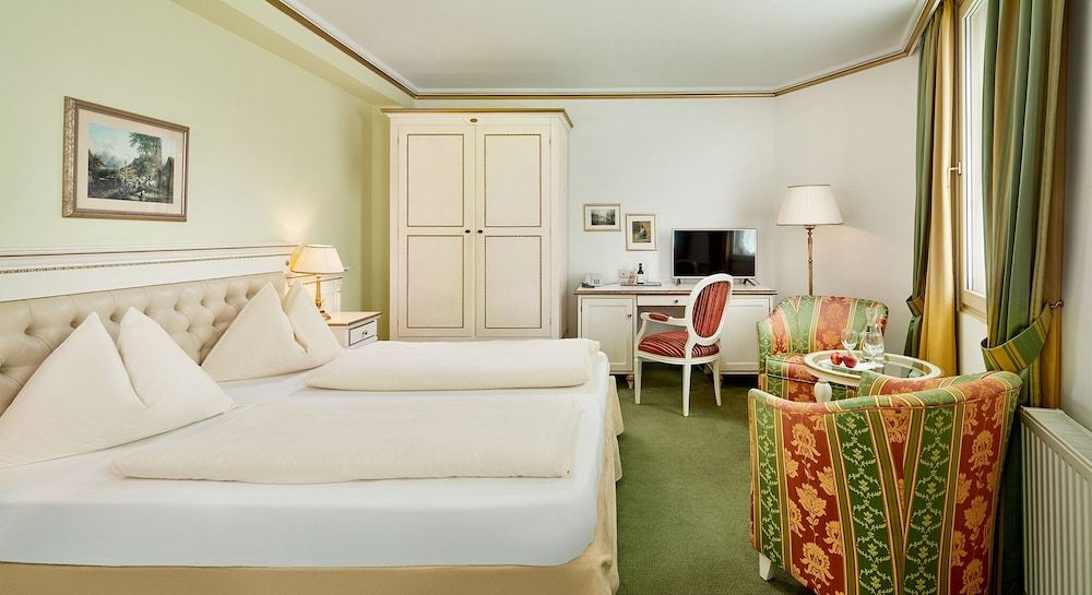 undefined Grand Hotel Zell Am See 5