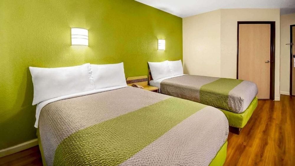 Lakeside Inn Lake Havasu City Standard Room 5