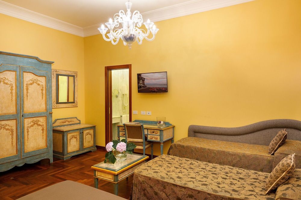 Superior Quadruple Room