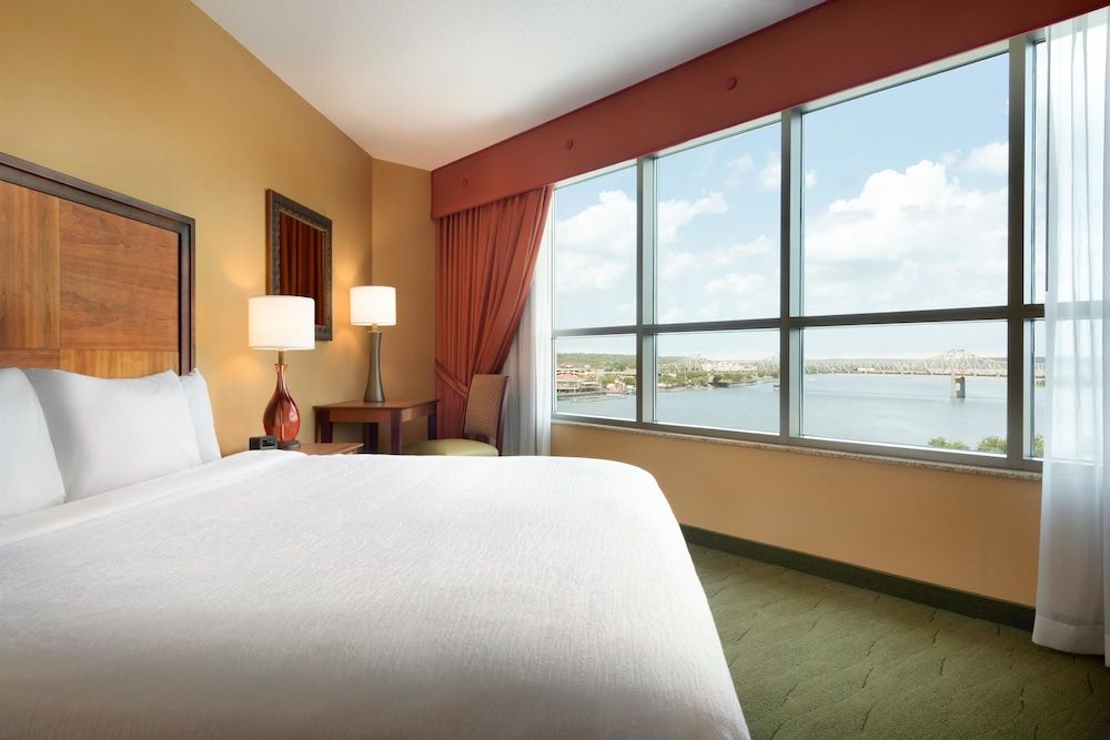 Executive, One King Bed, Non-Smoking