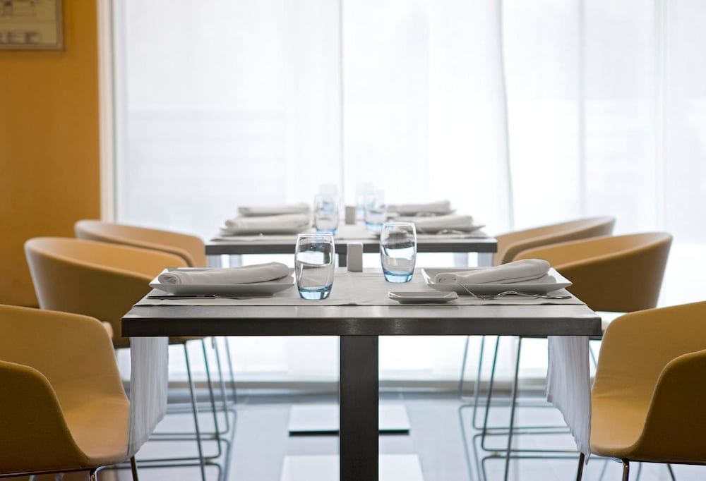 undefined NH Madrid Las Tablas 5