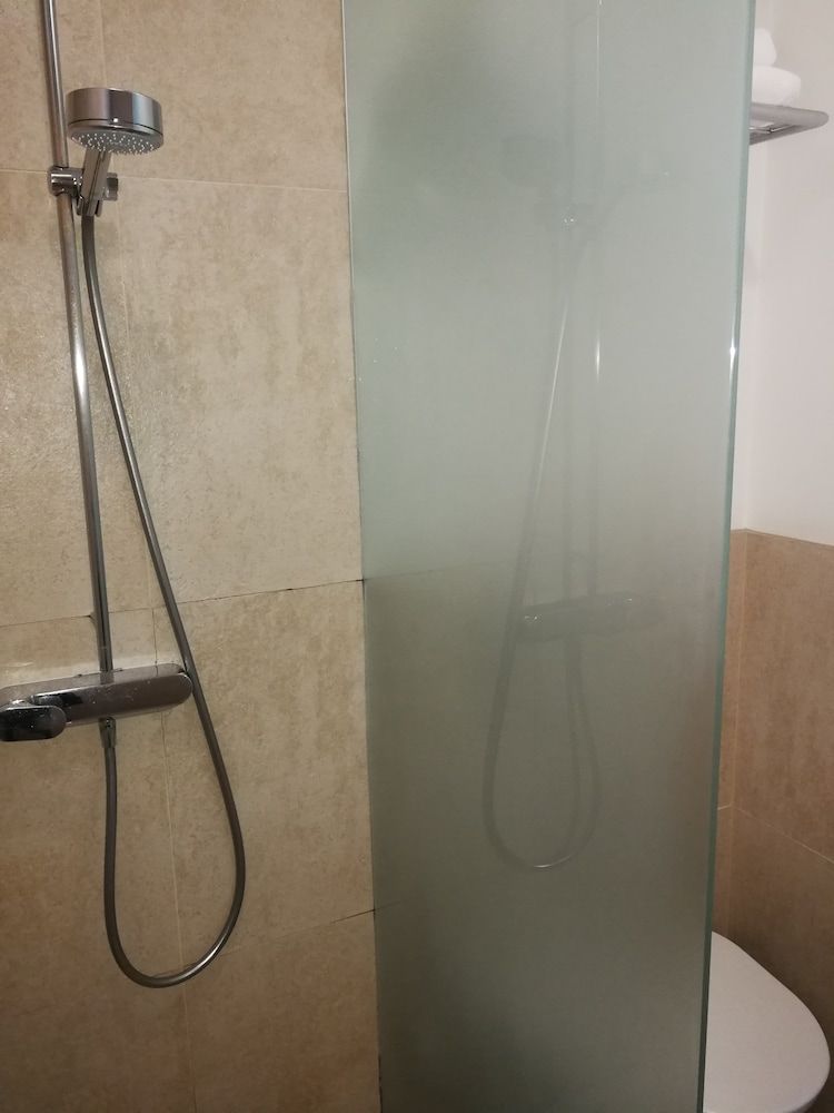 Hotel mOdus Deluxe Single Room 4