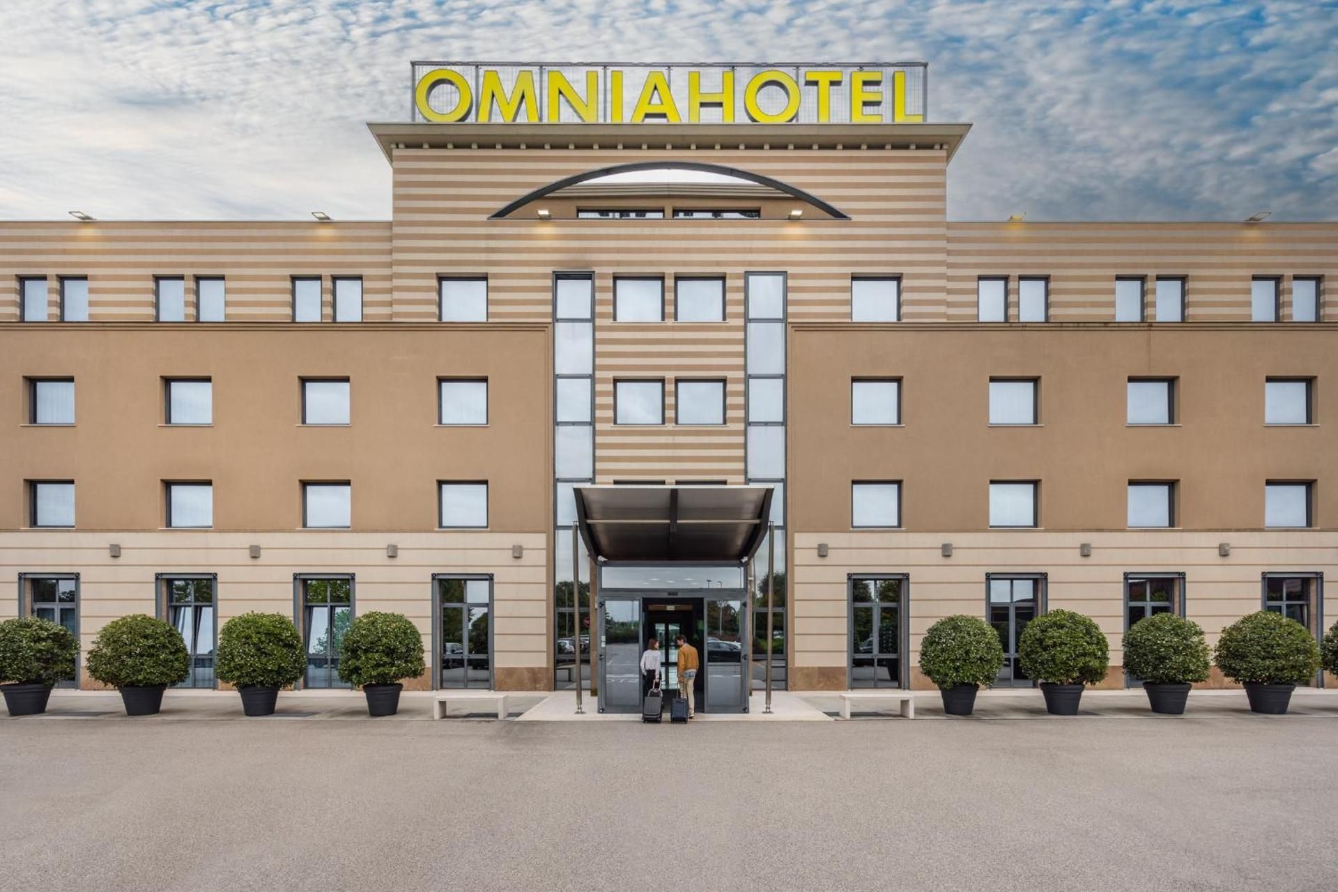 Hotel Omnia