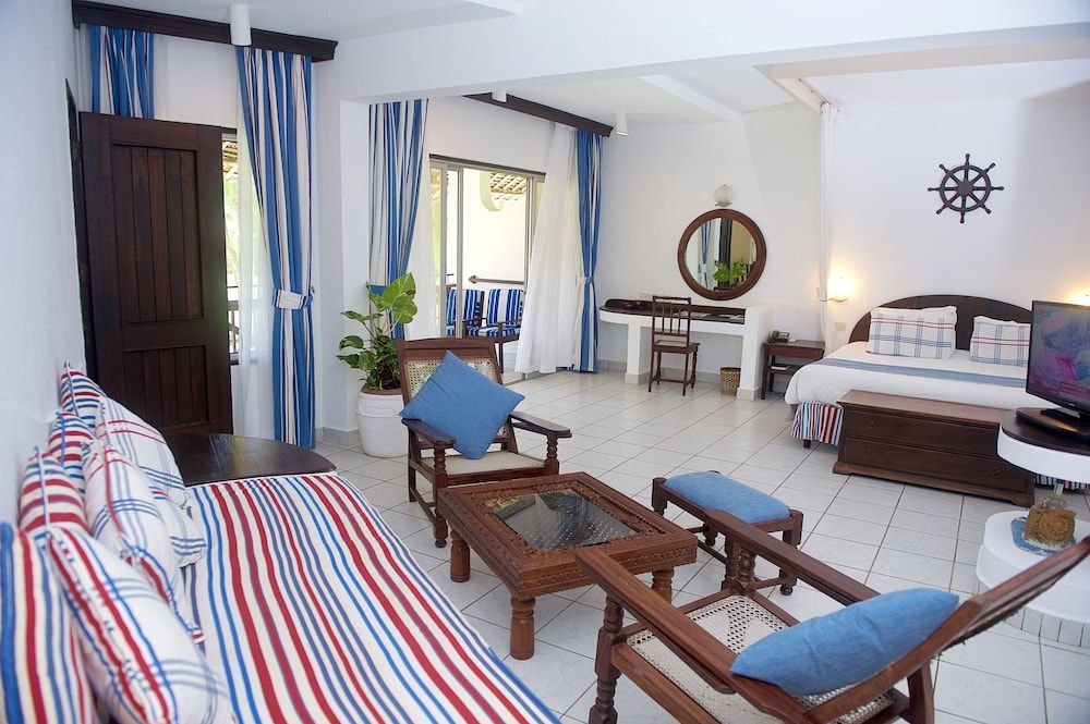 Voyager Beach Resort