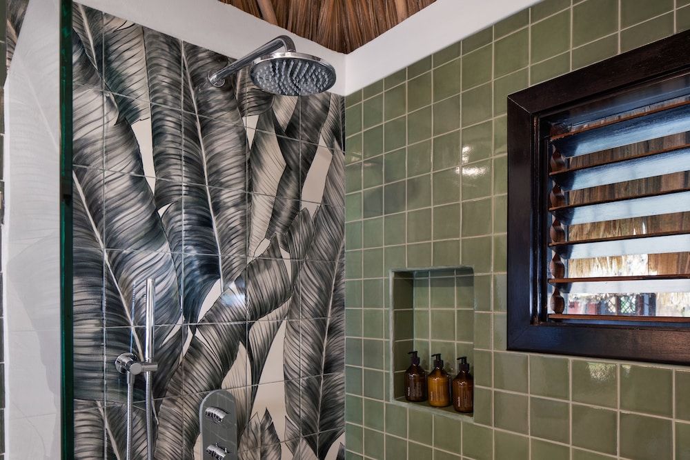 Matachica Resort & Spa - Adults Only Seafront Luxury Suite 3