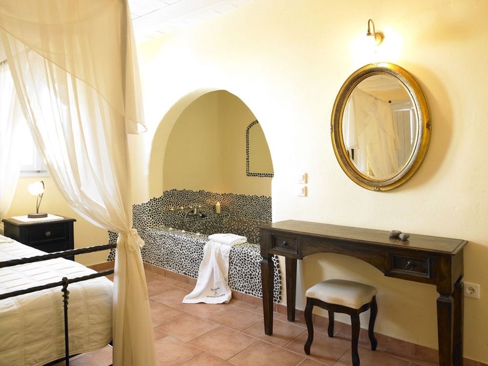 undefined Suites of the Gods Cave Spa 5
