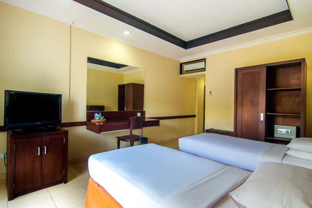 Champlung Mas Hotel Legian Superior Room